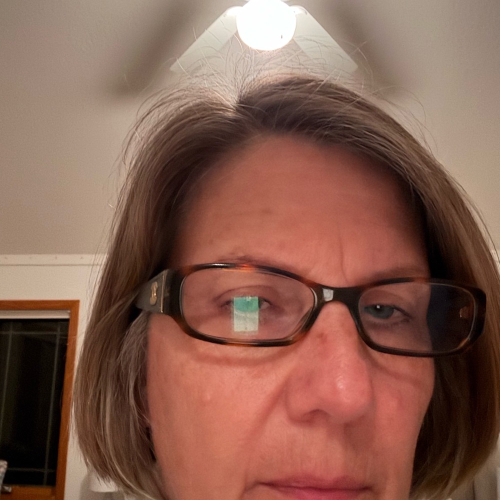 CHANEL Tortoiseshell brown and gold accent Glasses. Classic. - Picture 9 of 10